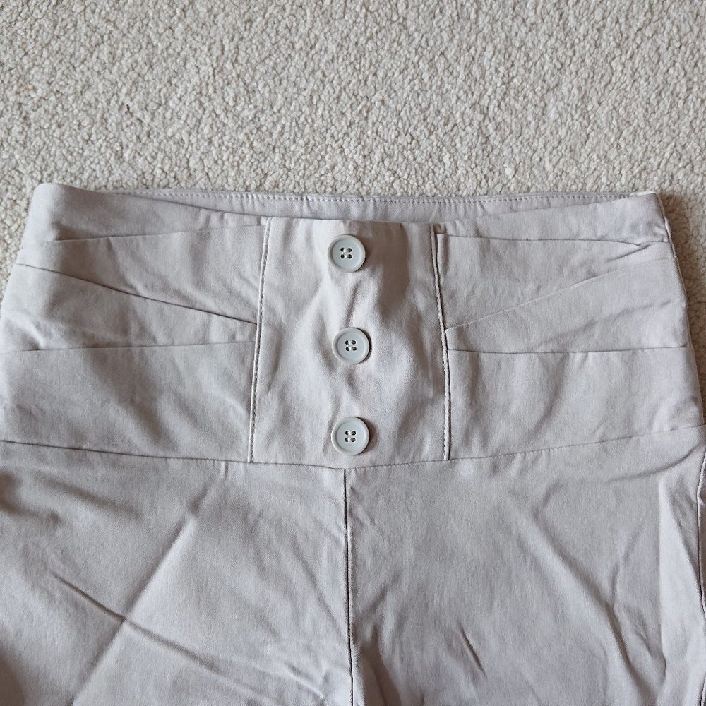 Stretchy Beige Capri Dress Pants